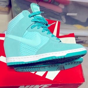 Women’s Nike dunk Wedge Sneaker